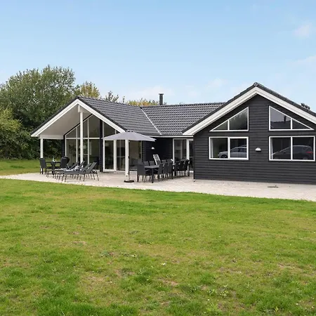 Дом отдыха In Sydals With Kitchen